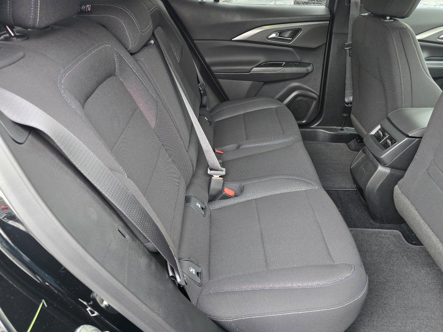 New 2026 Chevrolet Equinox EV LT image 13