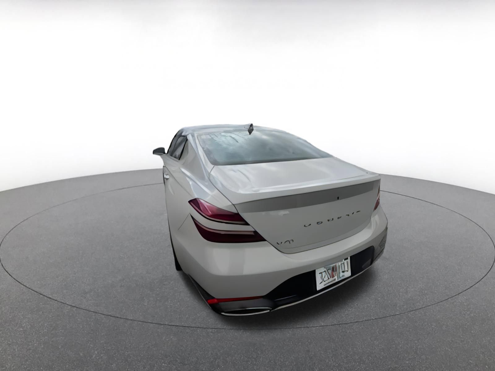 Used 2025 Genesis G70 2.5T image 5