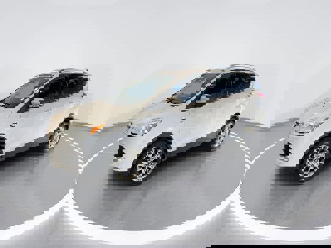 Used 2015 Ford Escape Titanium image 4