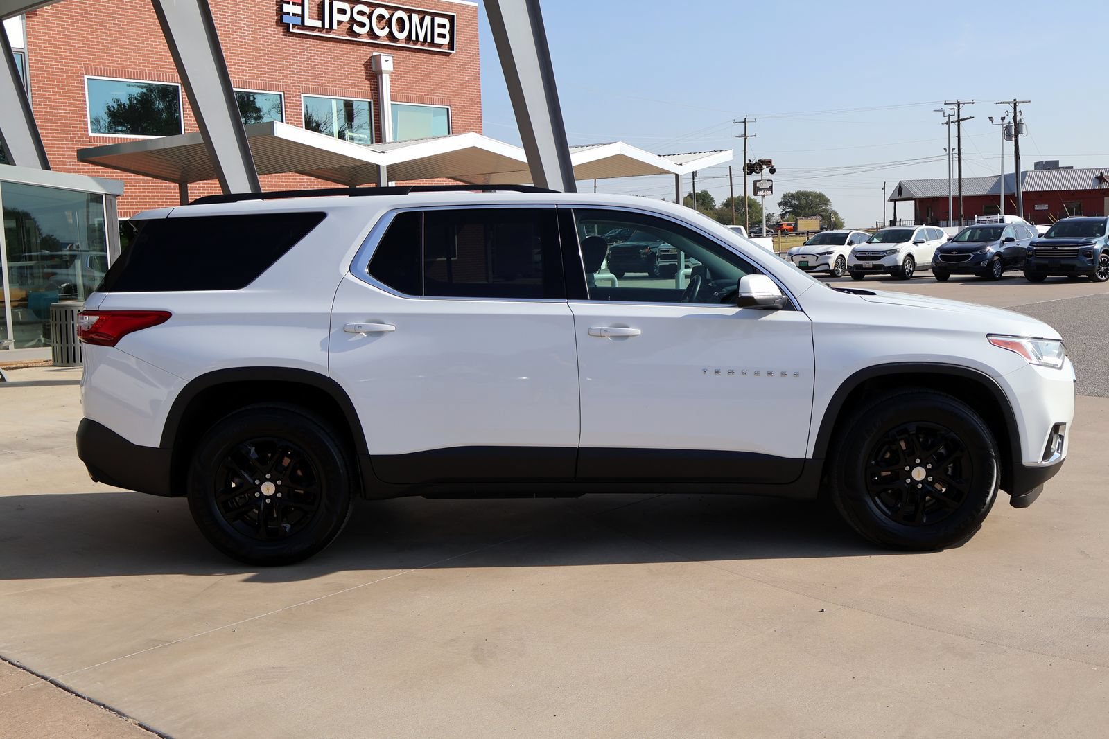 Used 2021 Chevrolet Traverse LT FWD image 5