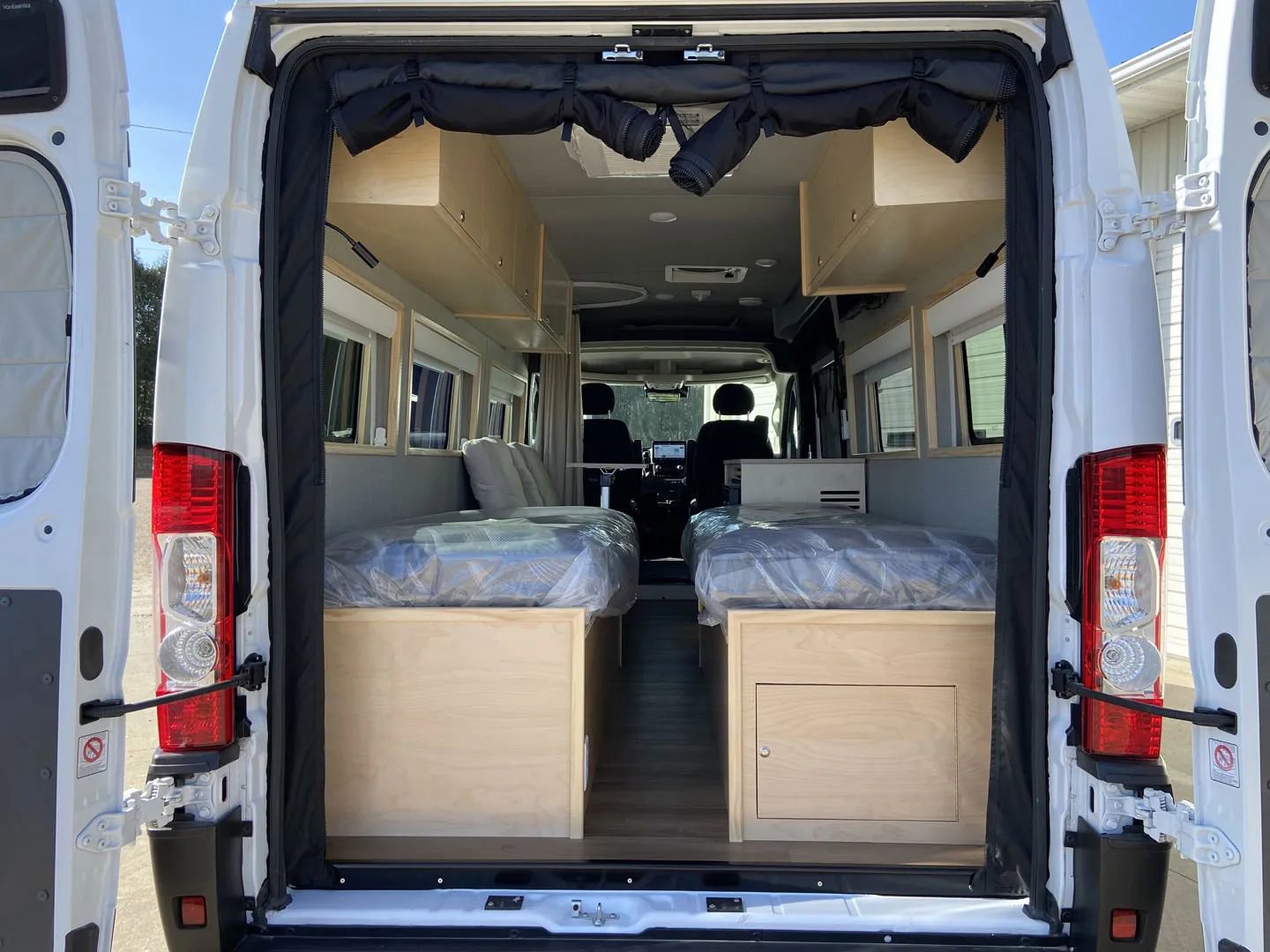 Used 2023 RAM ProMaster 3500 w/ Premium Convenience Group (B) image 23