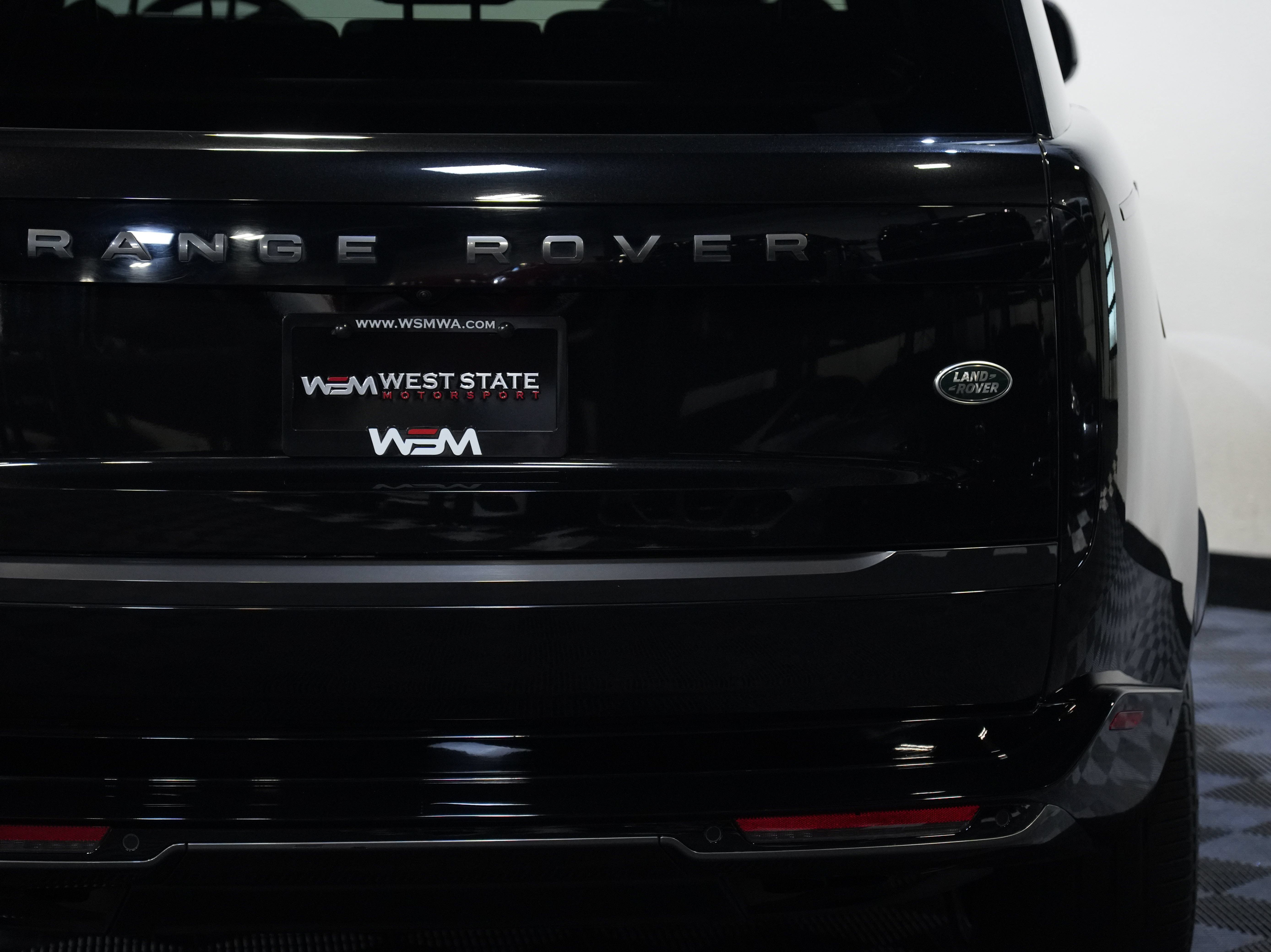 Used 2023 Land Rover Range Rover SE AWD/4WD image 17