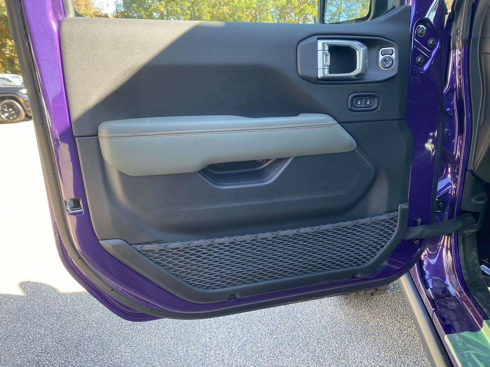 New 2026 Jeep Gladiator Mojave image 10