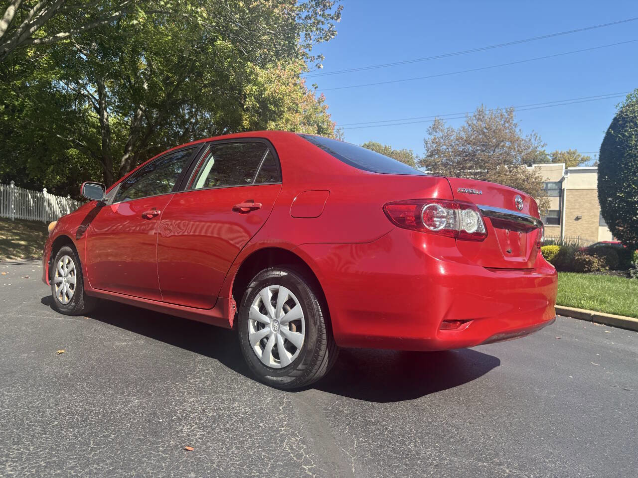 Used 2011 Toyota Corolla LE image 6
