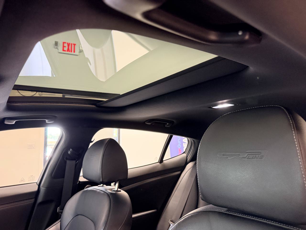Used 2022 Kia Stinger GT-Line w/ Sun & Sound Package AWD/4WD image 21