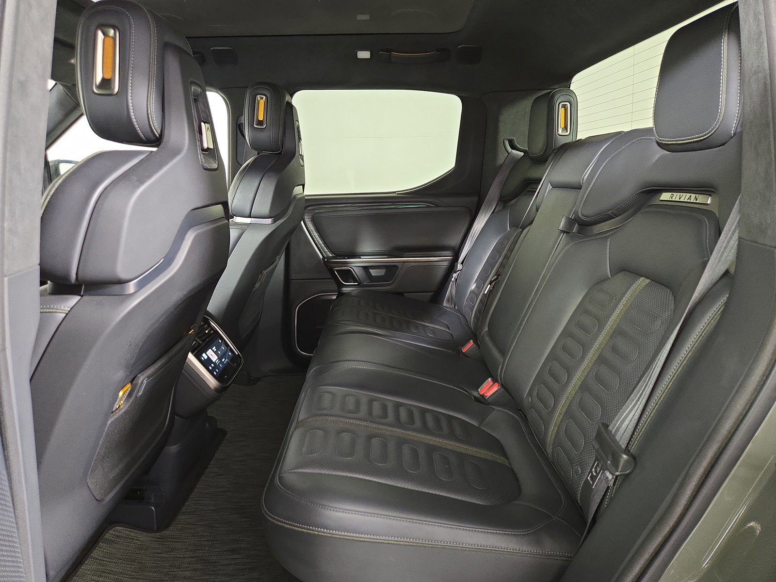 Used 2022 Rivian R1T Launch Edition image 21