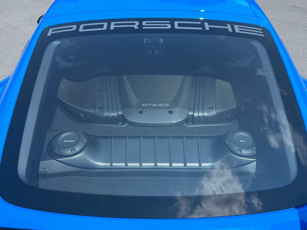 Used 2025 Porsche 718 Cayman GT4 RS w/ Weissach Package RWD image 17