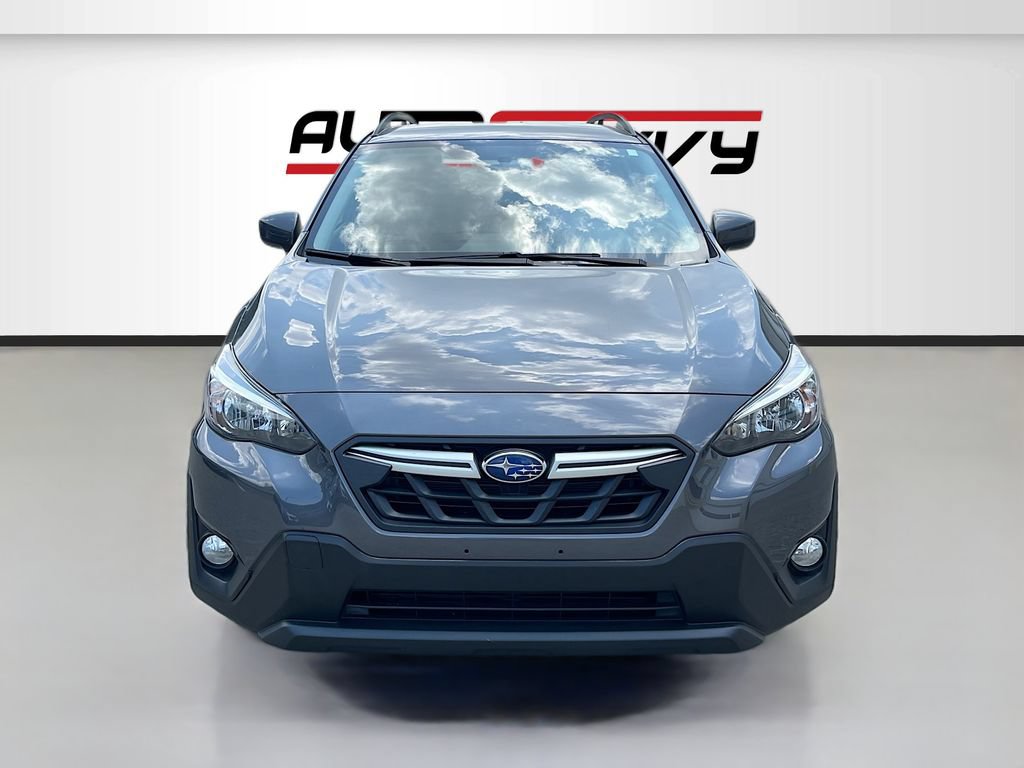 Used 2022 Subaru Crosstrek 2.0i Premium AWD/4WD image 2