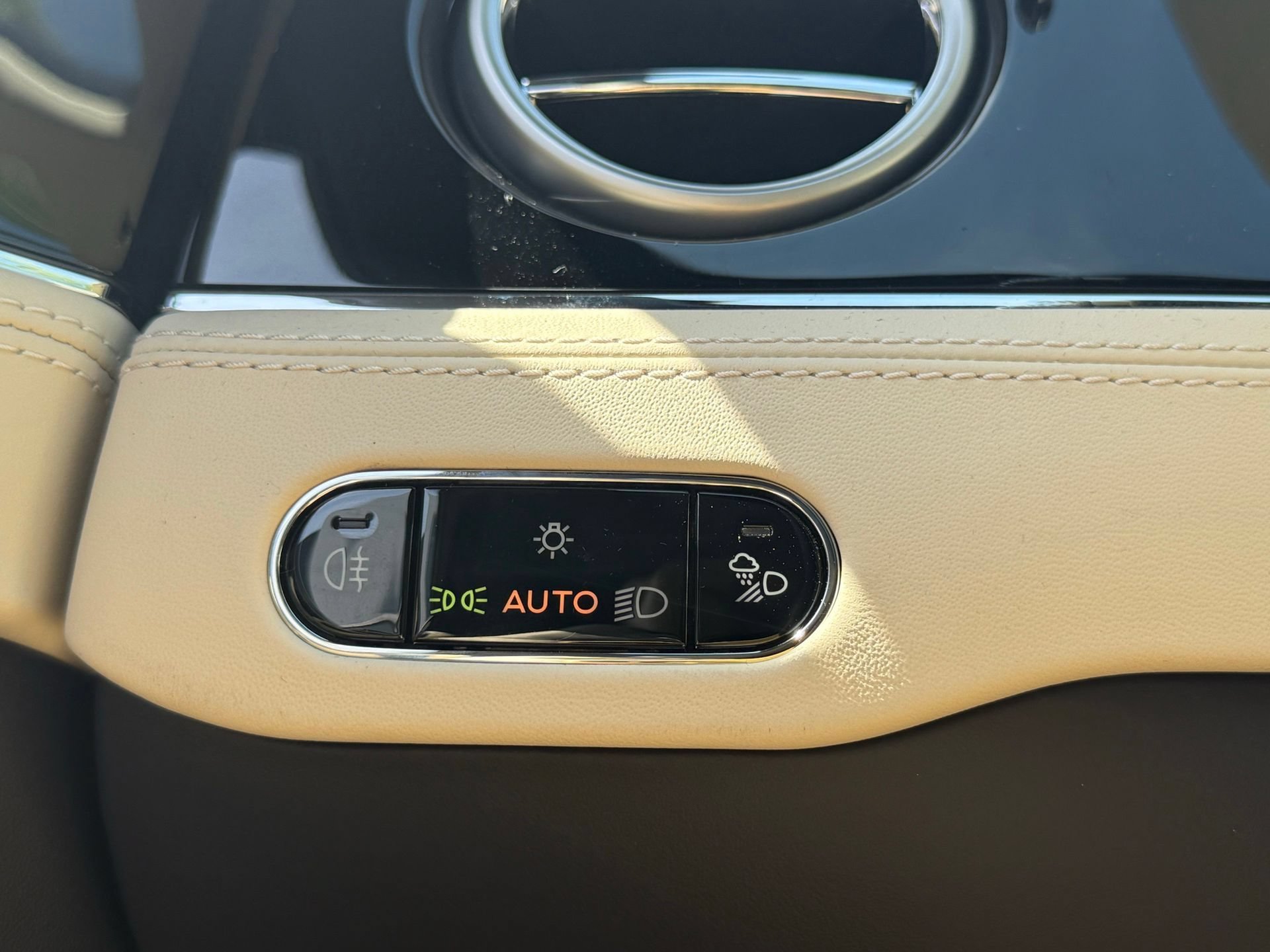 New 2026 Bentley Continental GTC AWD/4WD image 34
