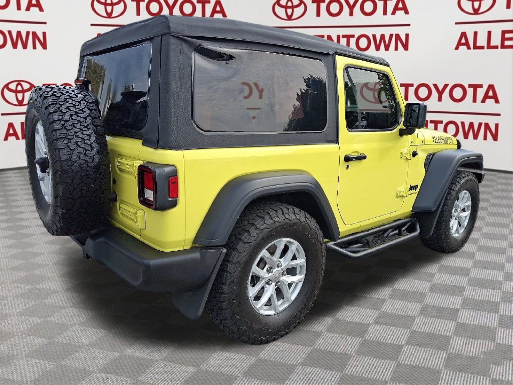 Used 2023 Jeep Wrangler Sport AWD/4WD image 8