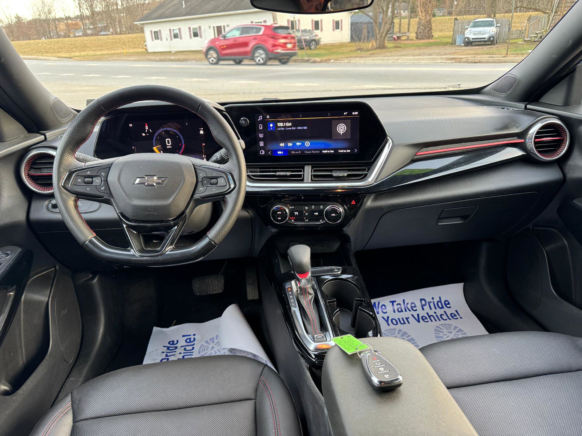 Used 2024 Chevrolet Trax RS w/ Driver Confidence Package image 37