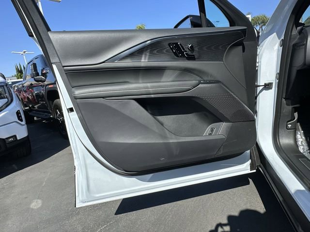 New 2026 Cadillac Lyriq Luxury image 23