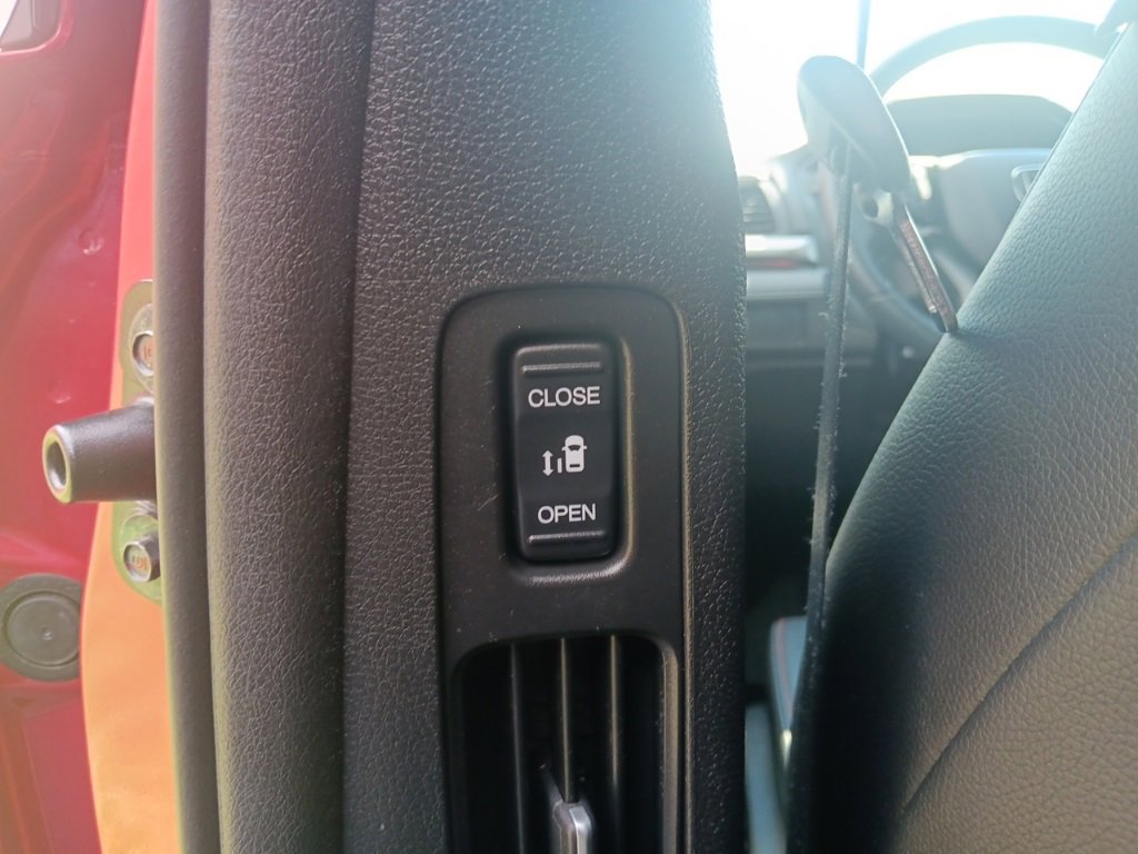 Used 2025 Honda Odyssey Sport-L image 17