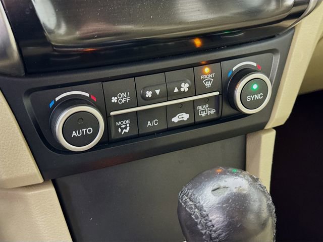 Used 2017 Acura ILX image 17