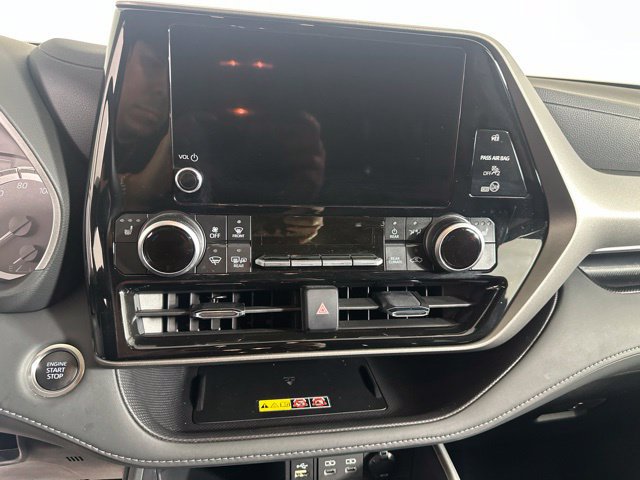 Used 2026 Toyota Highlander XLE AWD/4WD image 15