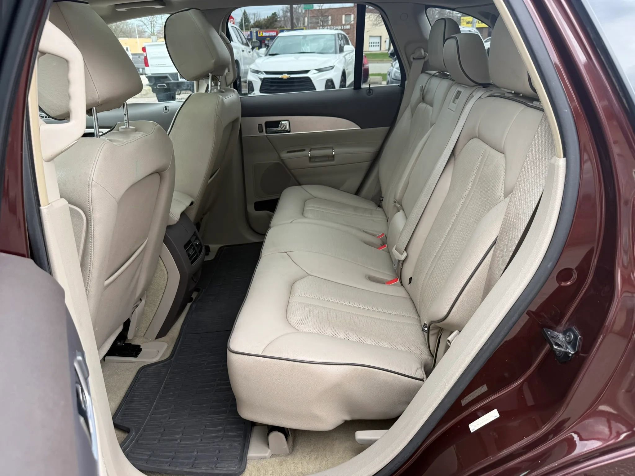 Used 2012 Lincoln MKX FWD image 30