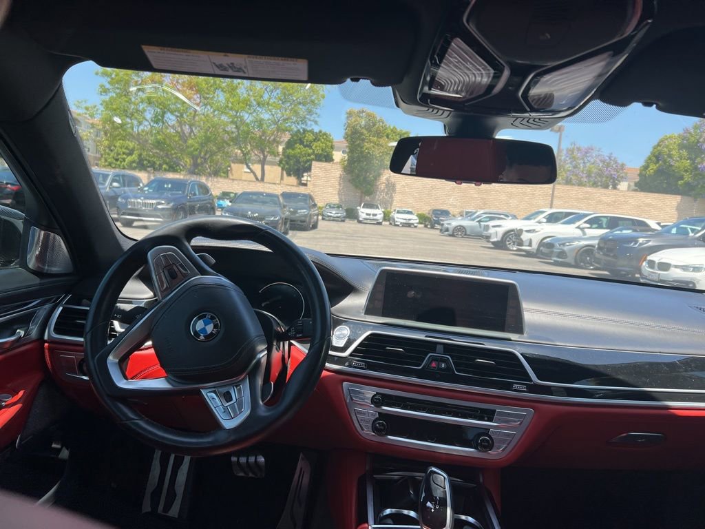Used 2017 BMW 740i RWD image 11