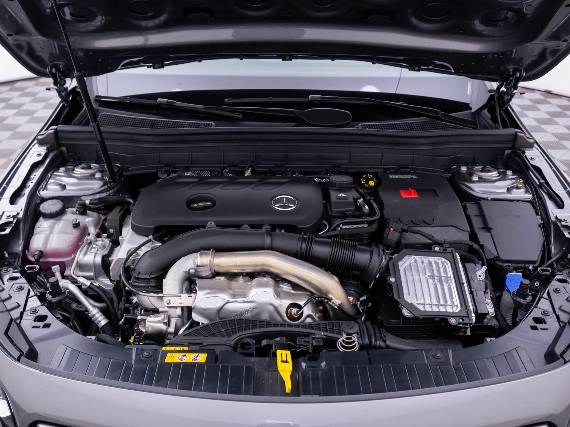 New 2026 Mercedes-Benz GLB 250 4MATIC image 32