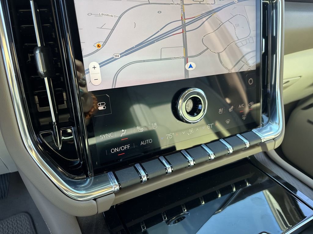 New 2026 GMC Yukon XL Denali image 21