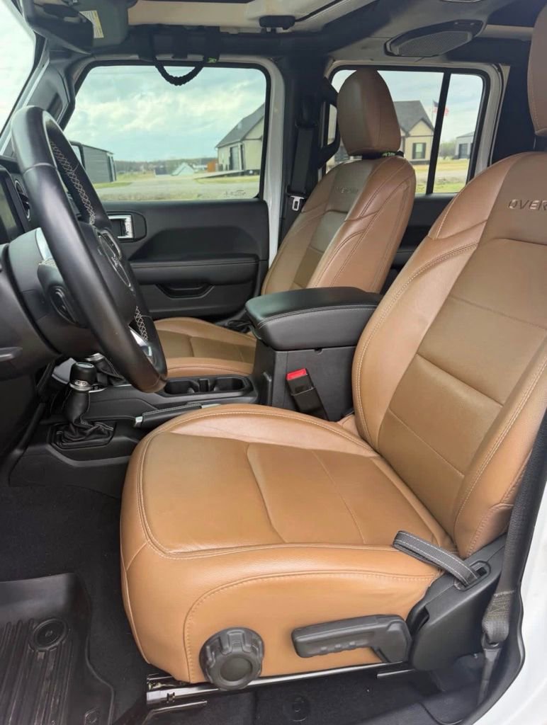 Used 2020 Jeep Gladiator Overland w/ Popular Equipment Package image 3