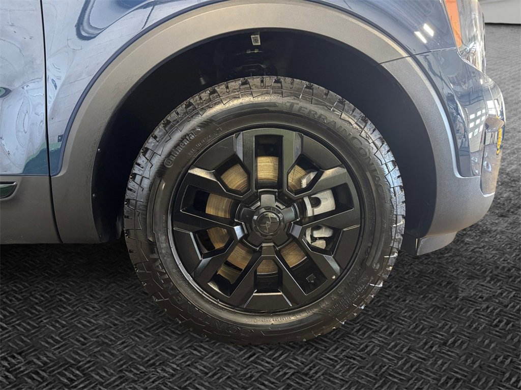 Certified 2025 Kia Telluride AWD image 11