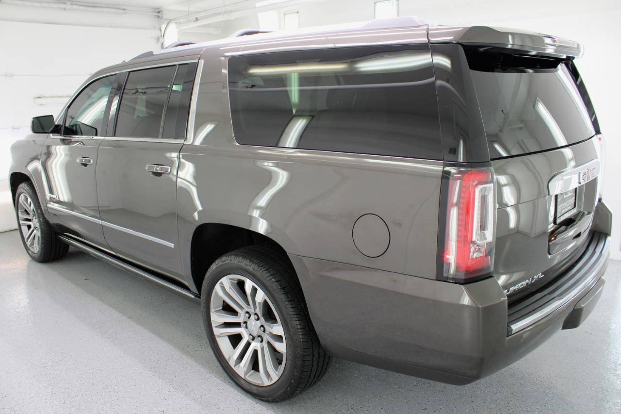 Used 2019 GMC Yukon XL Denali w/ Denali Ultimate Package AWD/4WD image 6