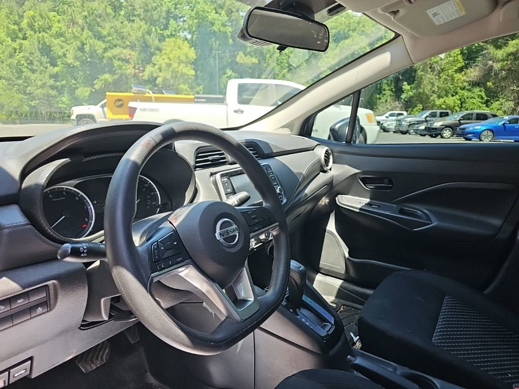 Used 2021 Nissan Versa S FWD image 9