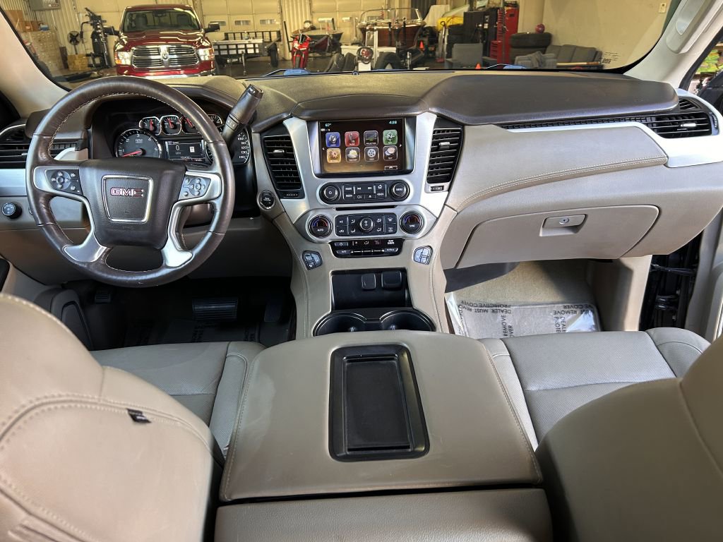 Used 2018 GMC Yukon SLT w/ Premium Edition AWD/4WD image 23