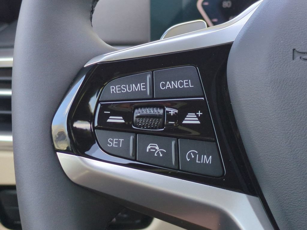 New 2026 BMW 330i Sedan RWD image 25