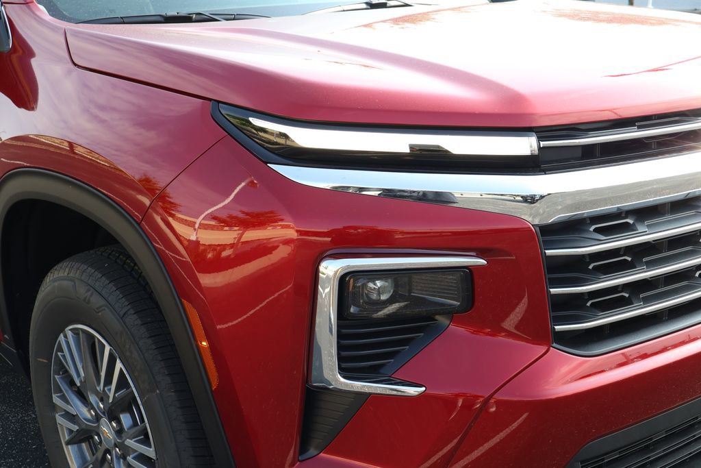 New 2026 Chevrolet Traverse LT w/ Driver Confidence Package image 3