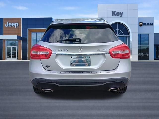 Used 2018 Mercedes-Benz GLA 250 4MATIC image 4