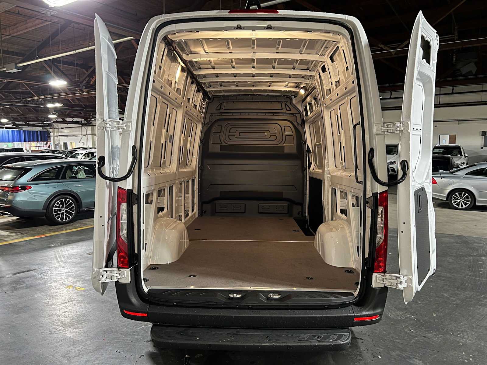 Used 2026 Mercedes-Benz Sprinter 2500 image 58