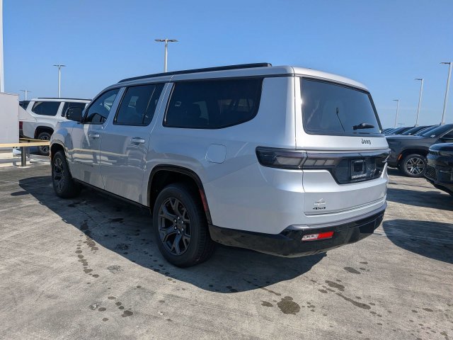 New 2026 Jeep Grand Wagoneer L Limited w/ Premium Group II AWD/4WD image 6
