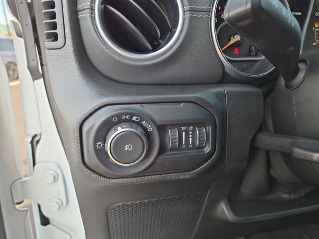 Used 2021 Jeep Wrangler Unlimited Sahara w/ Dual Top Group image 25