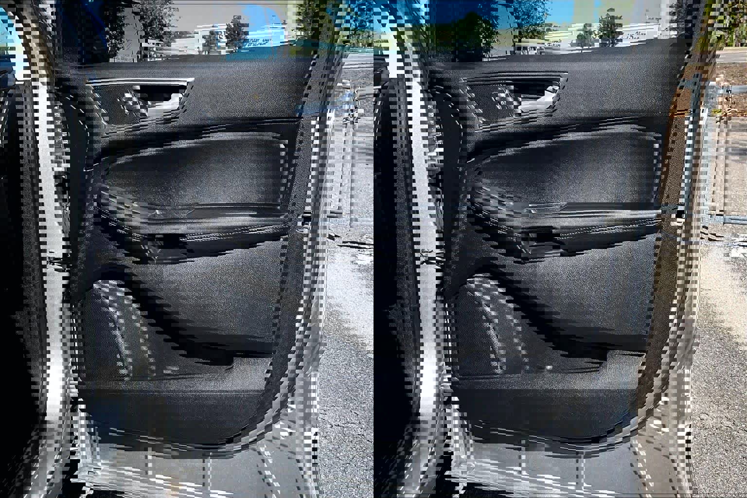 Used 2022 Ford Edge SE image 27