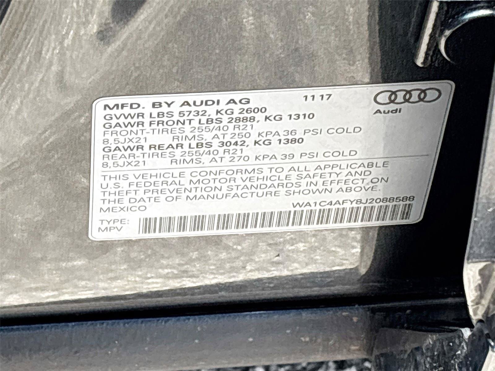 Used 2018 Audi SQ5 Prestige w/ Prestige Package AWD/4WD image 34