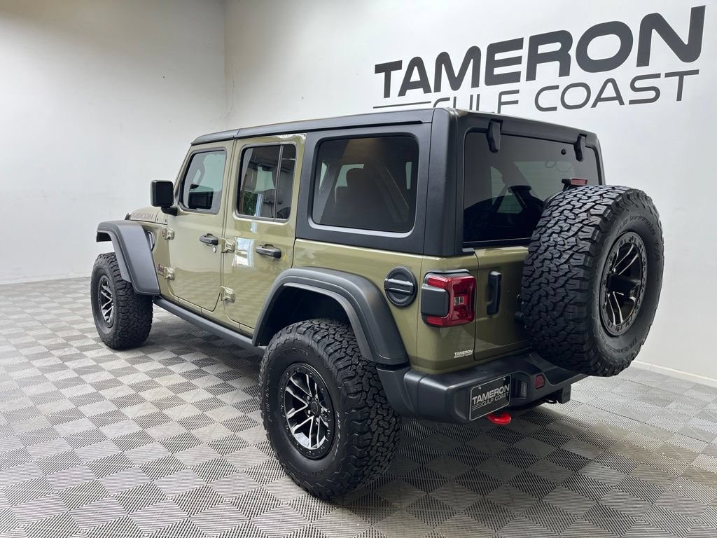Used 2025 Jeep Wrangler Unlimited Rubicon w/ XTREMEE 35" Tire Package AWD/4WD image 8