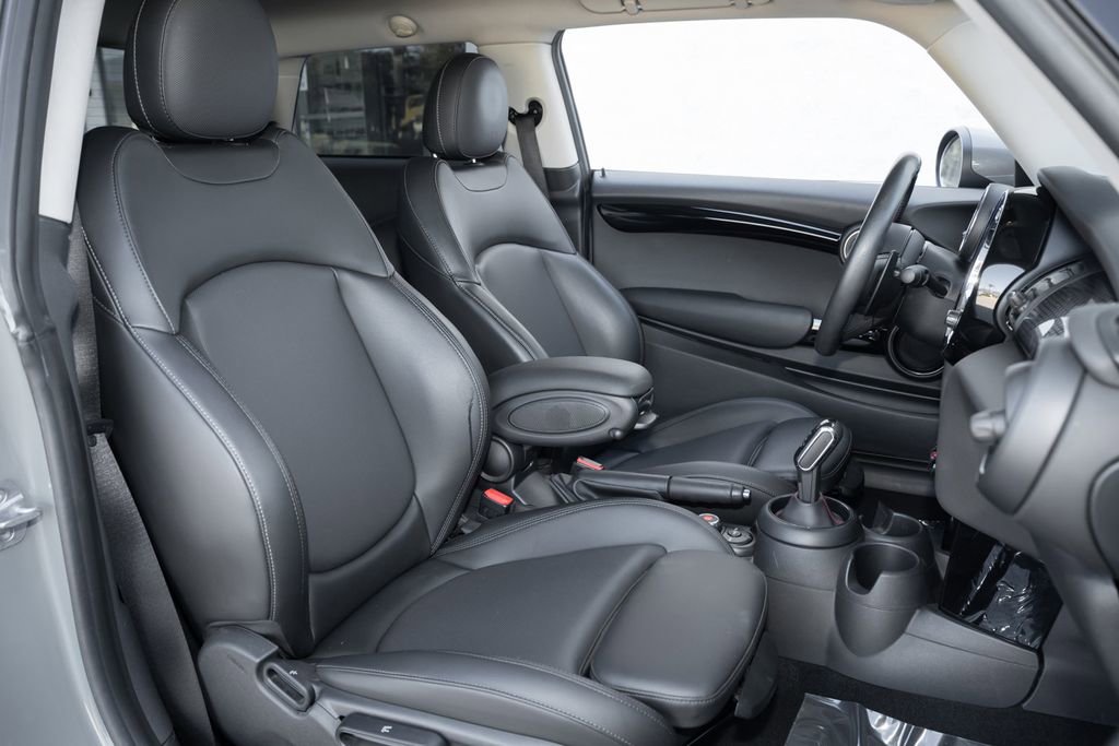 Used 2020 MINI Cooper S FWD image 33