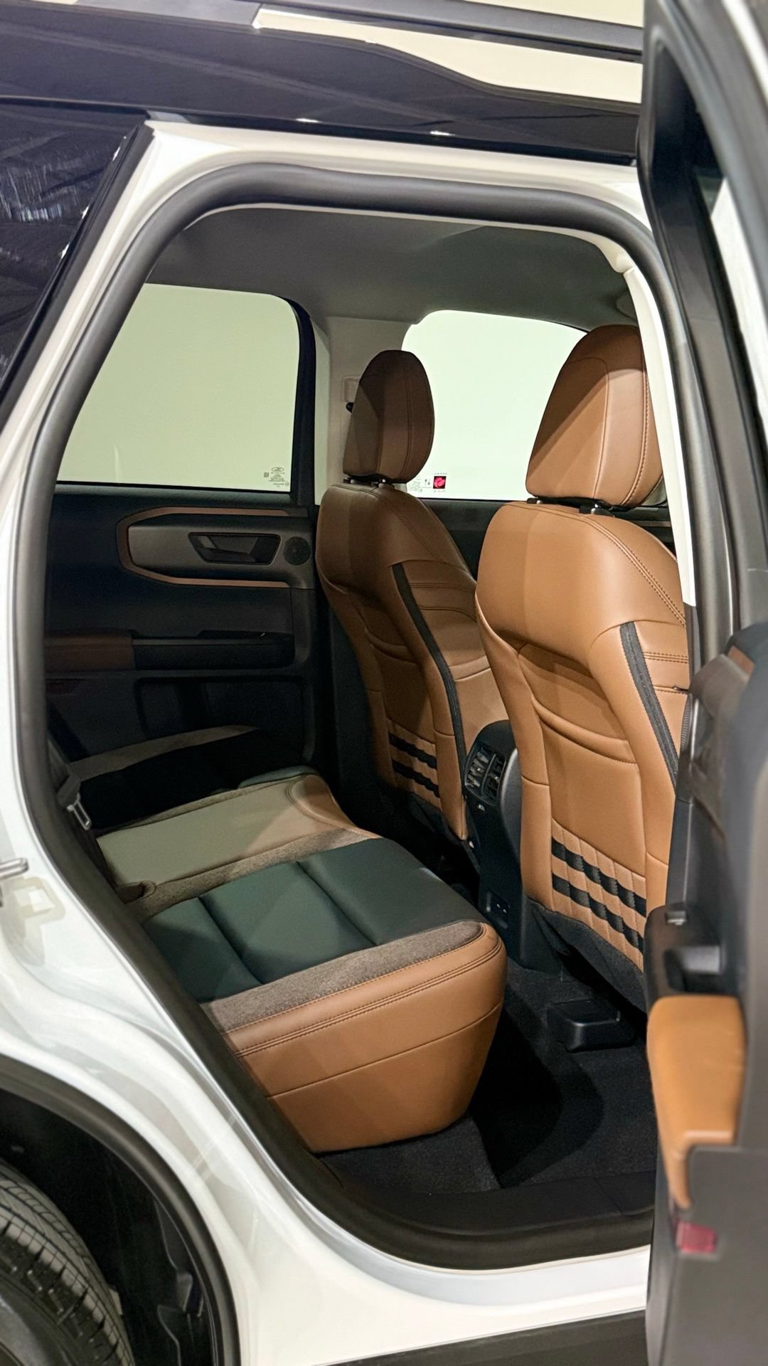 New 2026 Ford Bronco Sport Outer Banks w/ Outer Banks Tech Package+ AWD/4WD image 50