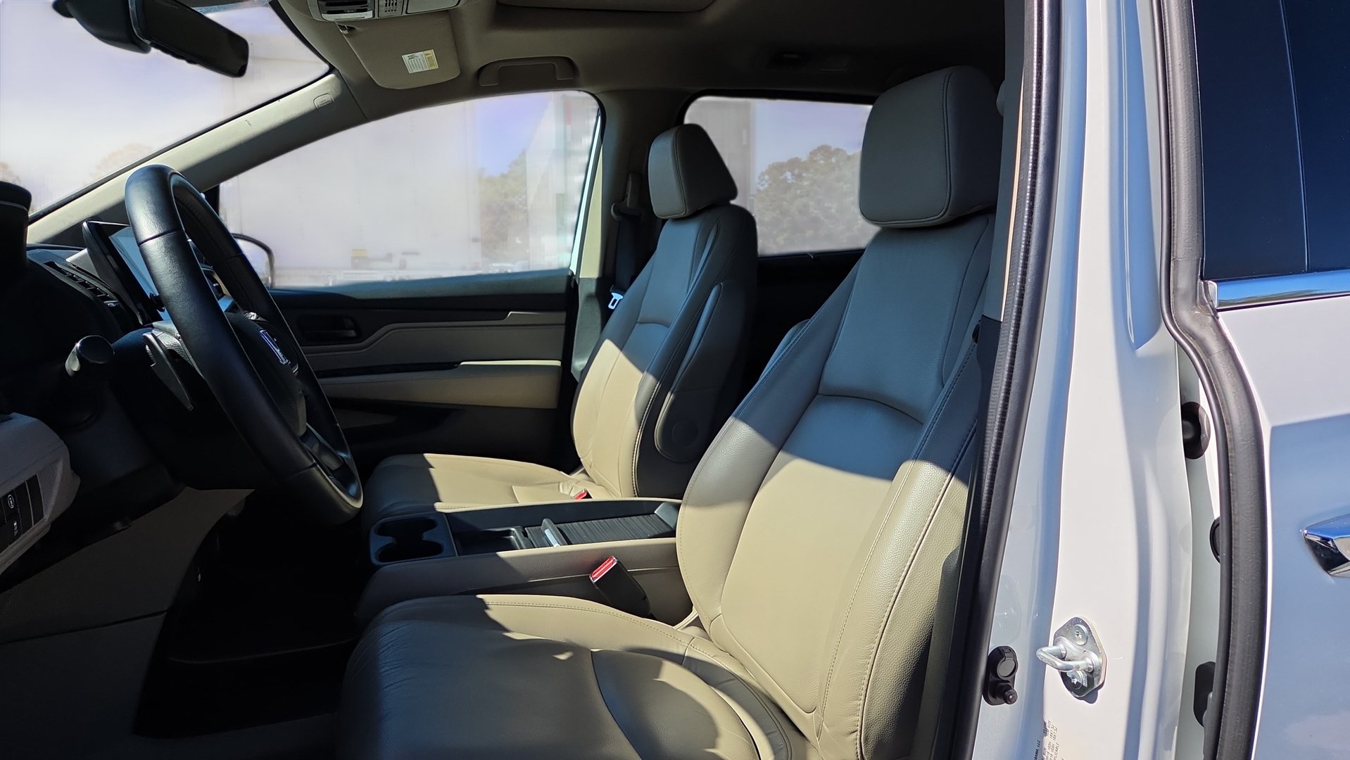 Used 2021 Honda Odyssey EX-L image 19
