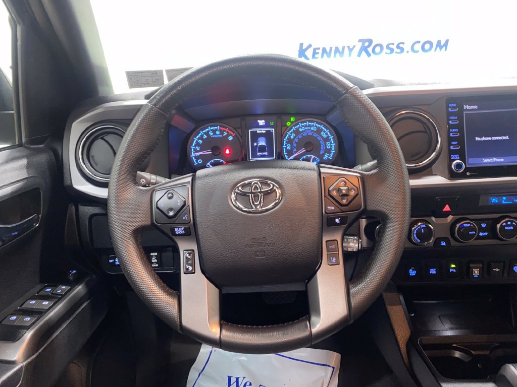 Used 2023 Toyota Tacoma TRD Sport w/ Technology Package AWD/4WD image 25