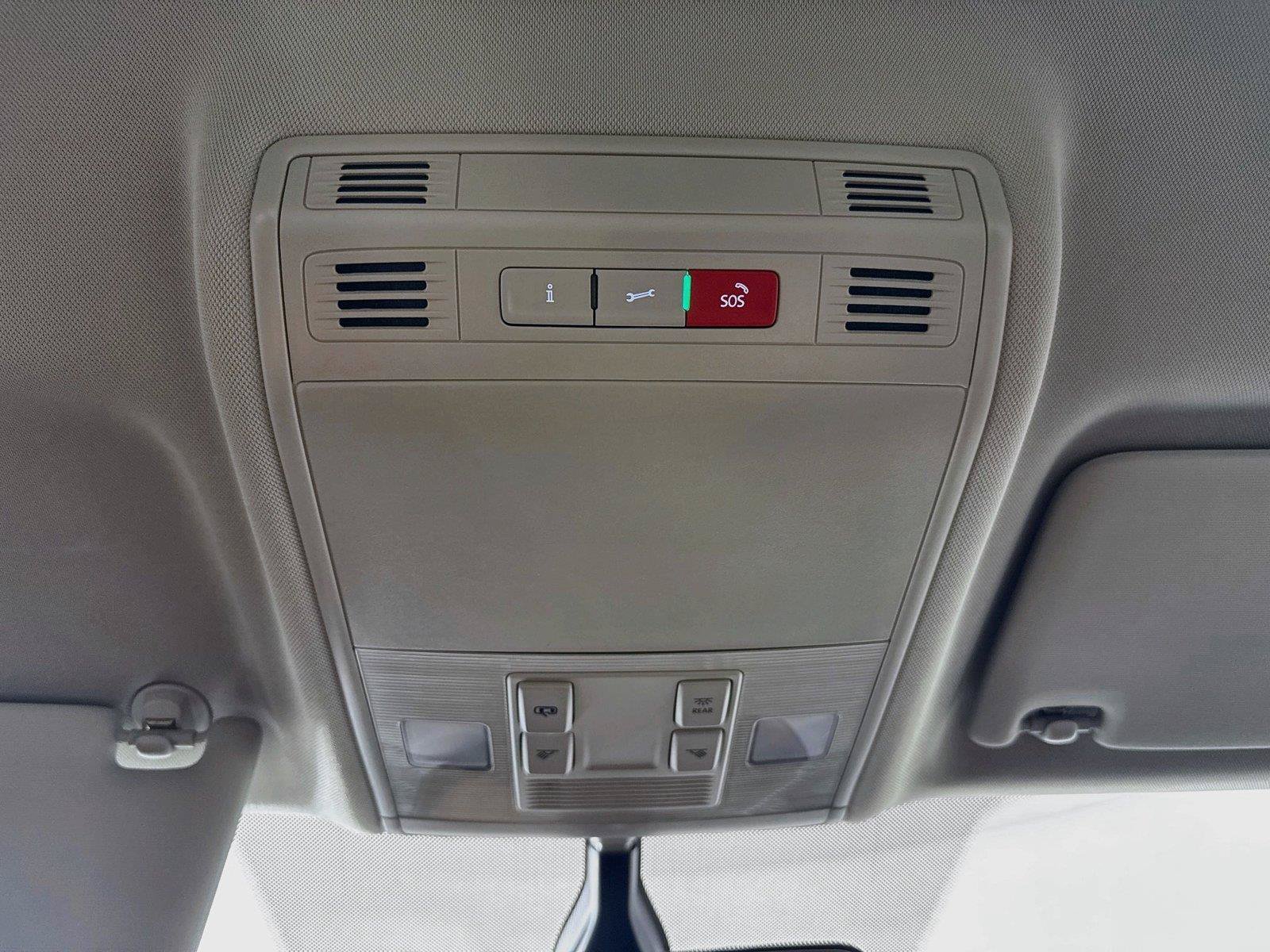 Used 2023 Volkswagen Taos S FWD image 6