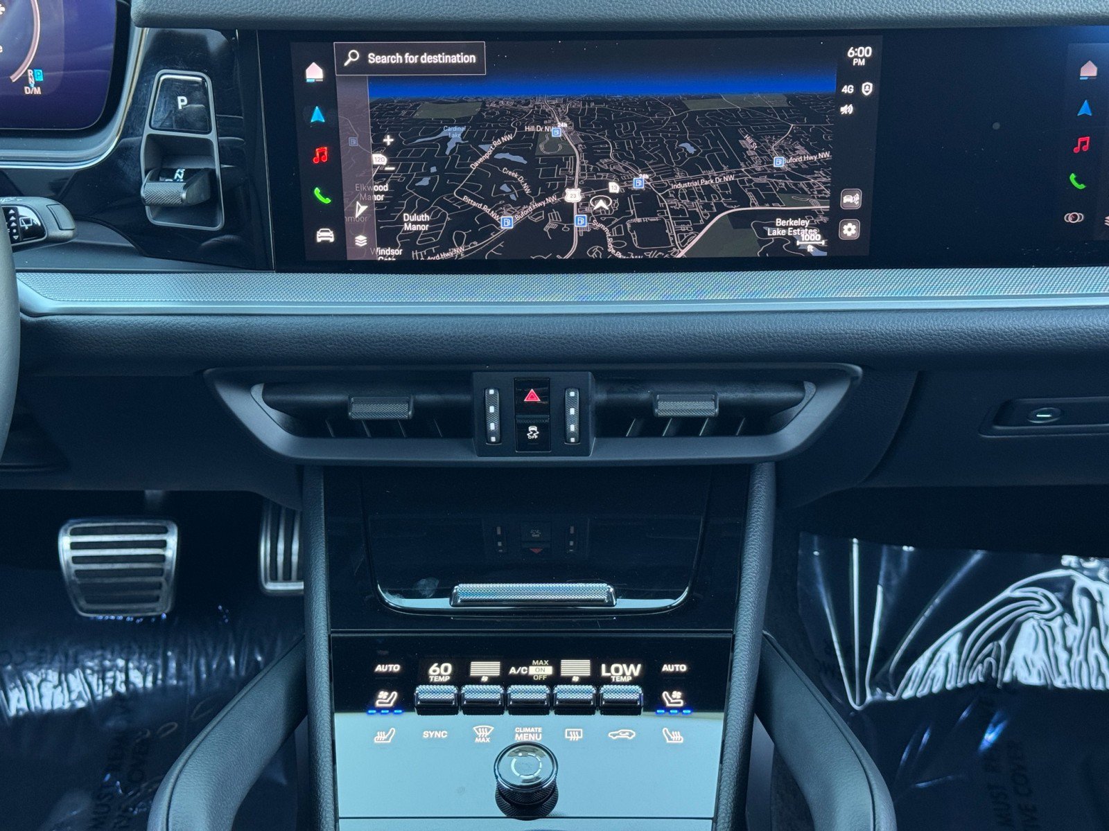 Used 2024 Porsche Cayenne S image 27