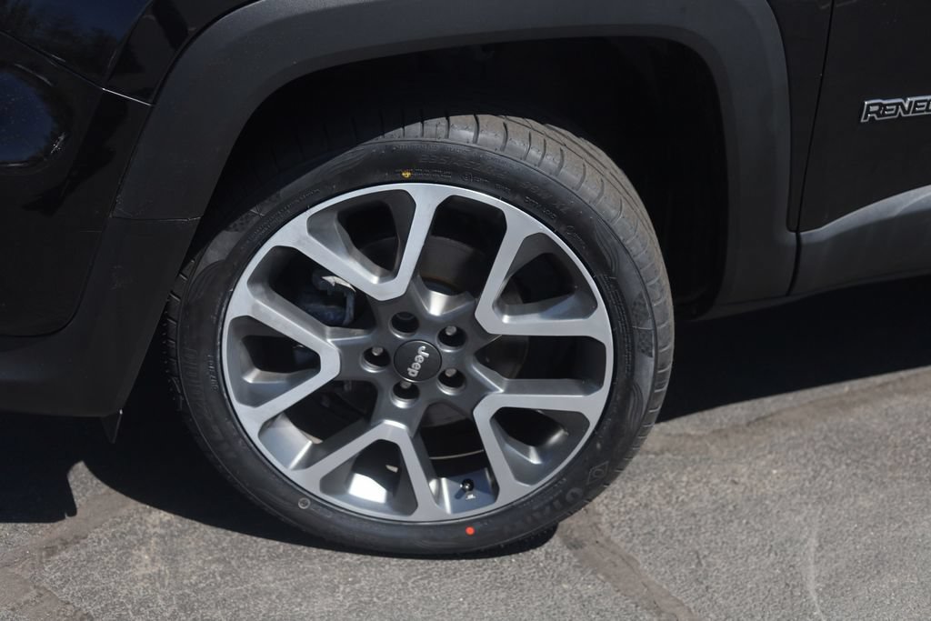 Used 2022 Jeep Renegade Limited w/ Sun, Sound & Wheels Group AWD/4WD image 24