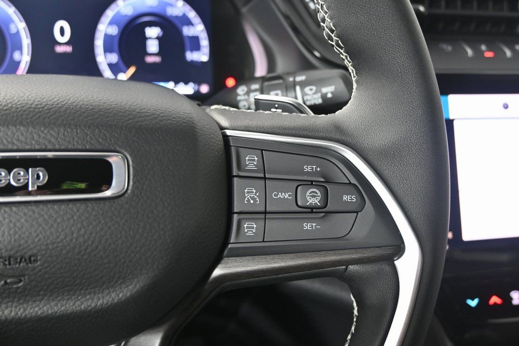 New 2026 Jeep Grand Cherokee Laredo image 35