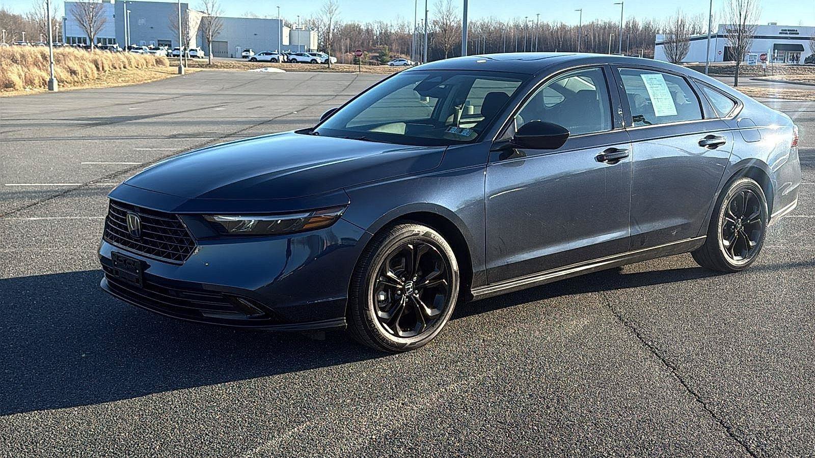 Used 2025 Honda Accord SE image 14