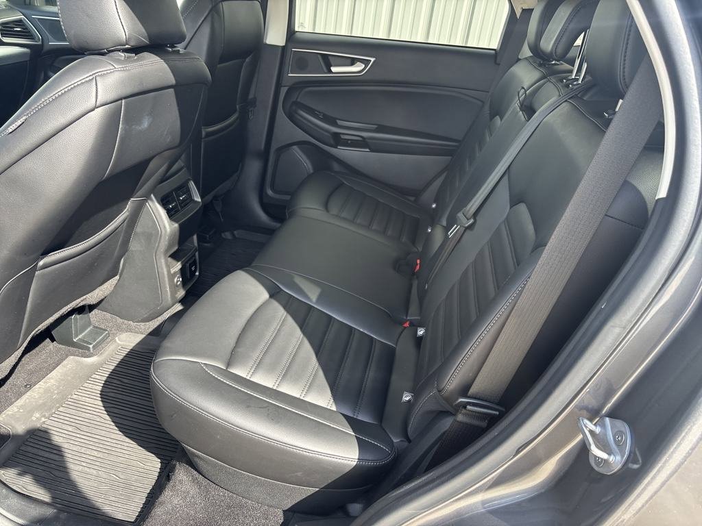 Used 2022 Ford Edge SEL w/ Convenience Package image 29