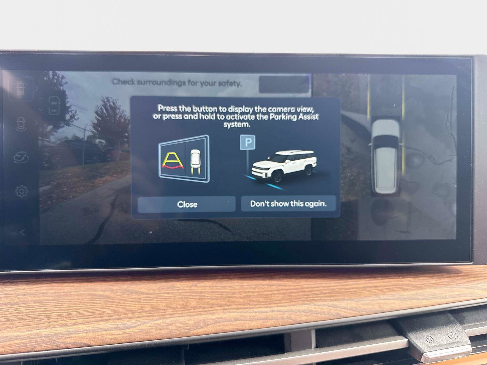 Certified 2025 Hyundai Santa Fe Limited image 24