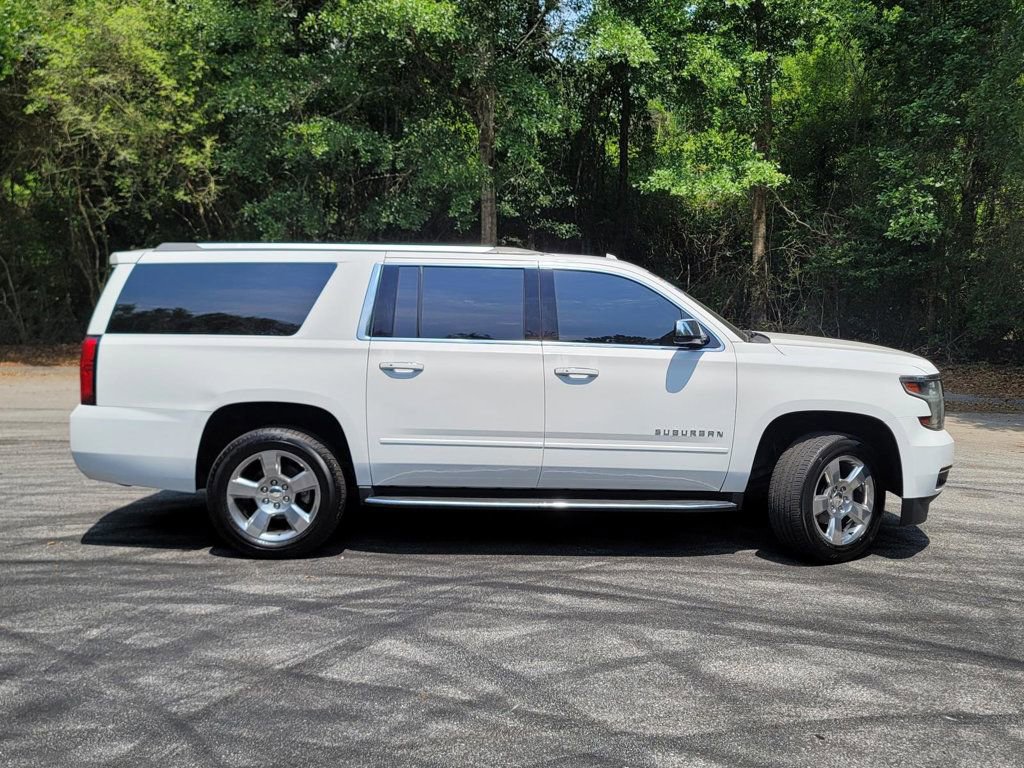 Used 2020 Chevrolet Suburban Premier RWD image 37