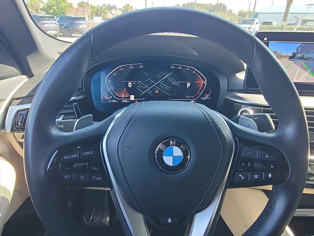Used 2022 BMW 540i xDrive w/ Convenience Package image 29